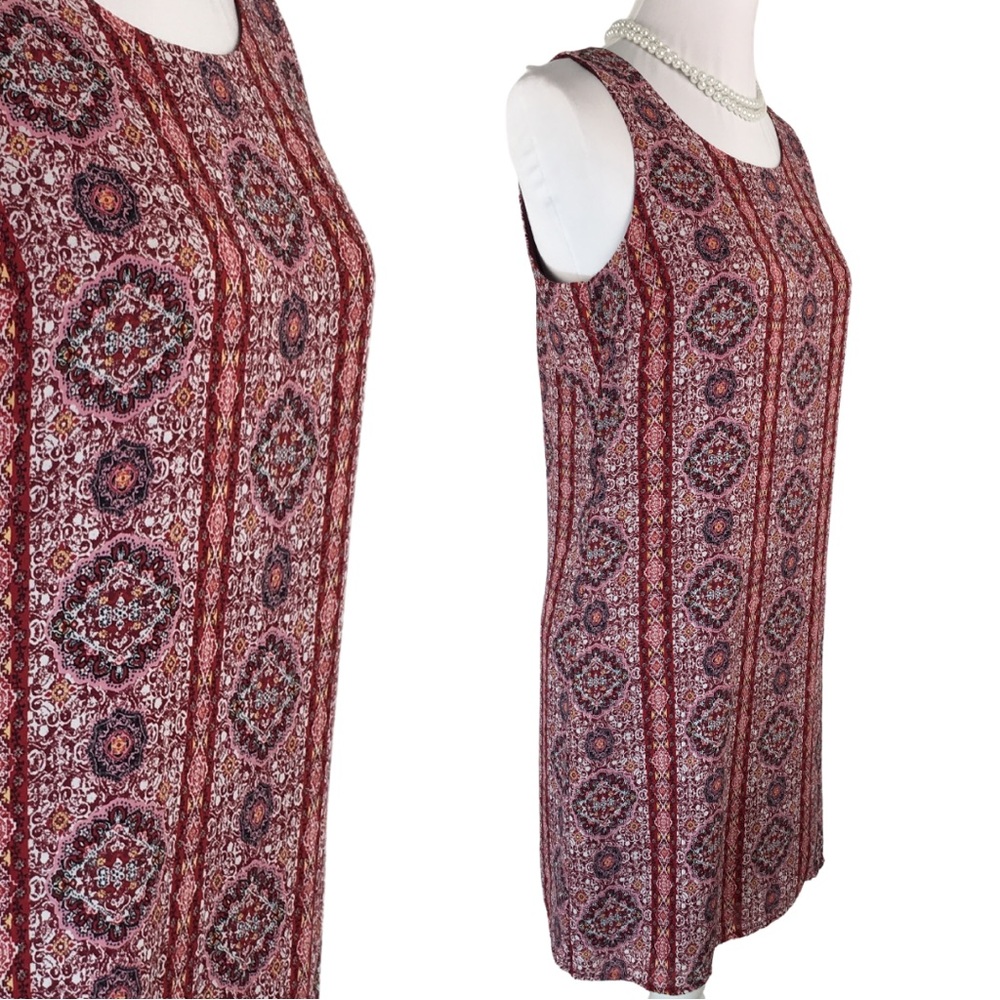 Pink Republic Summer Burgundy Pattern Open Back Shift Mini Dress size Medium - Picture 4 of 11